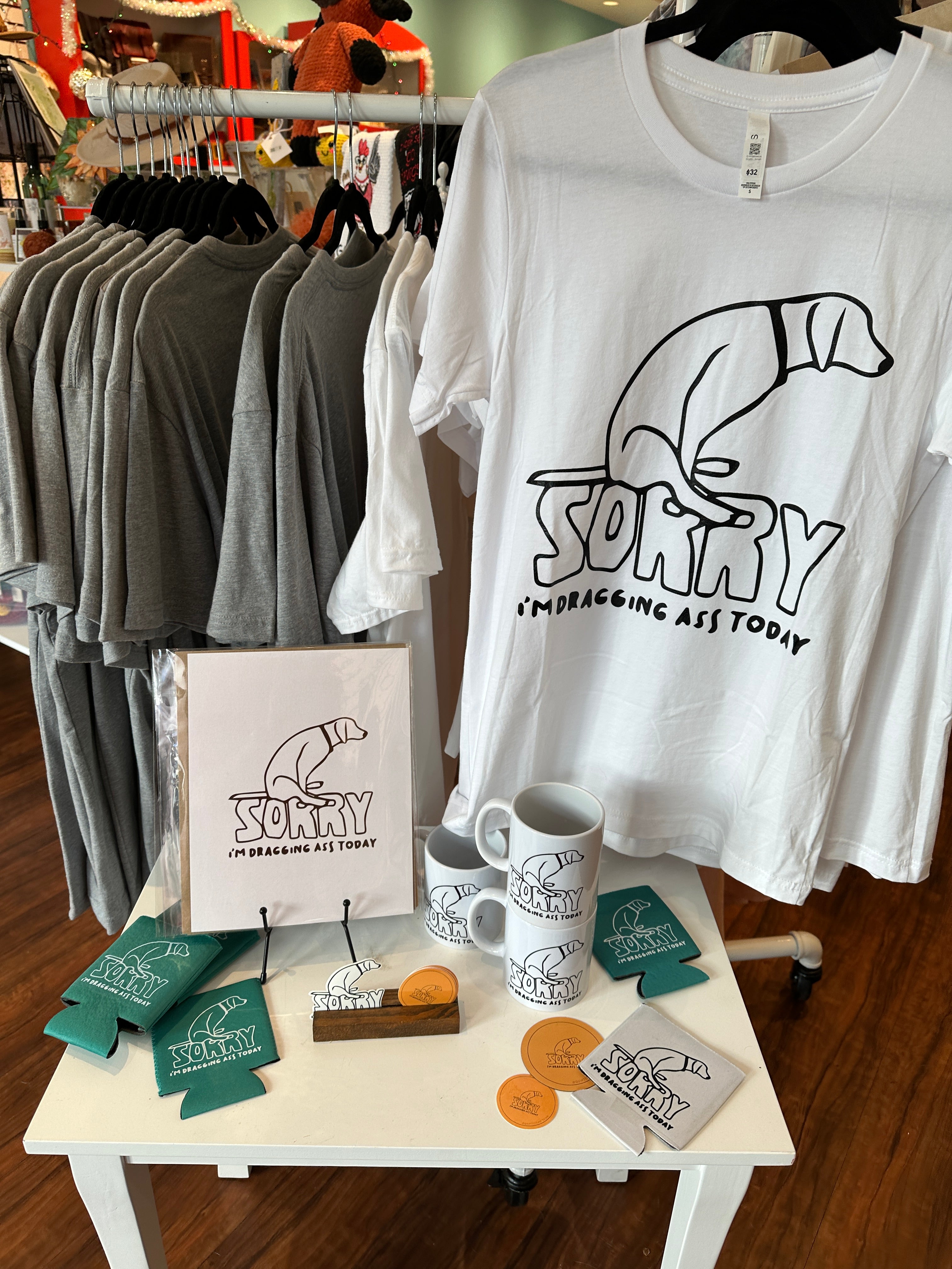 Pet Apparel, Collars & Accessories