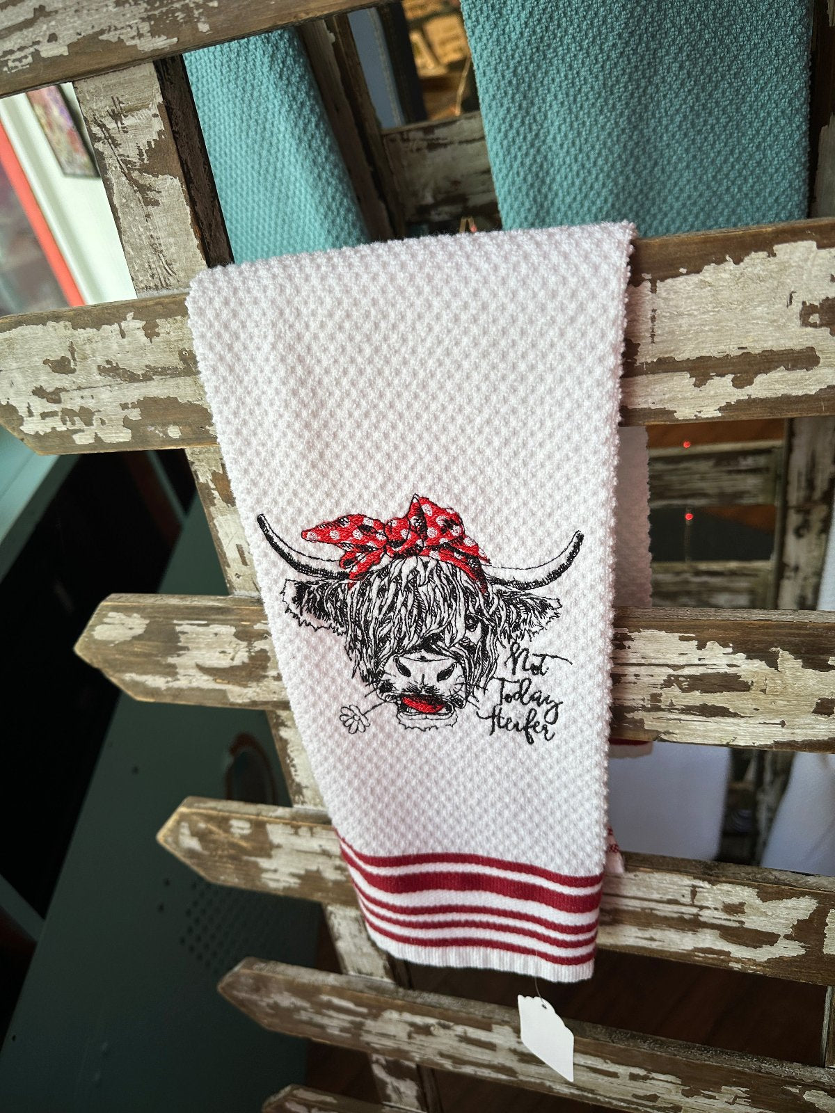 Busy Bee Boutique - Towels