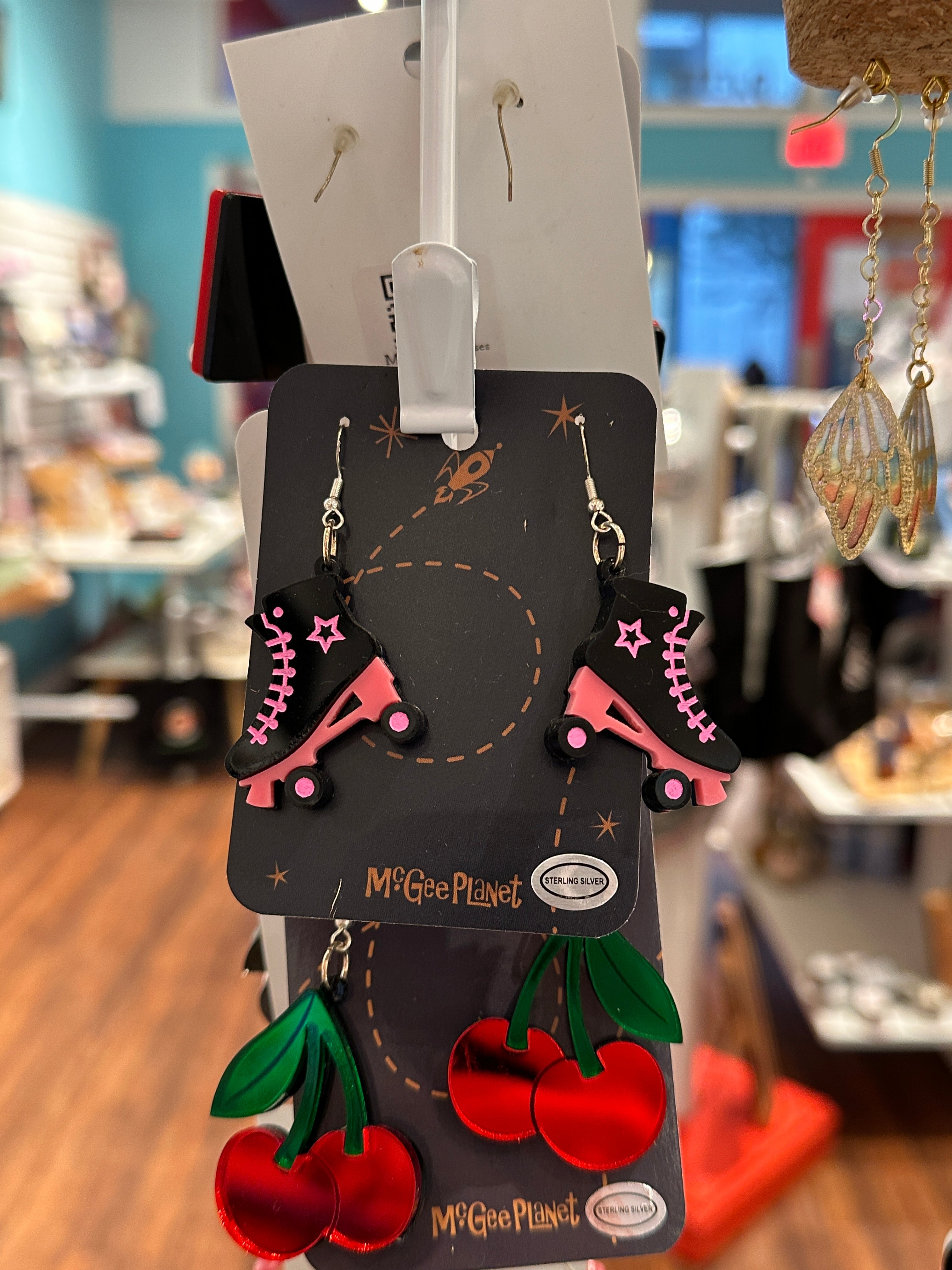 McGee Planet: Earrings