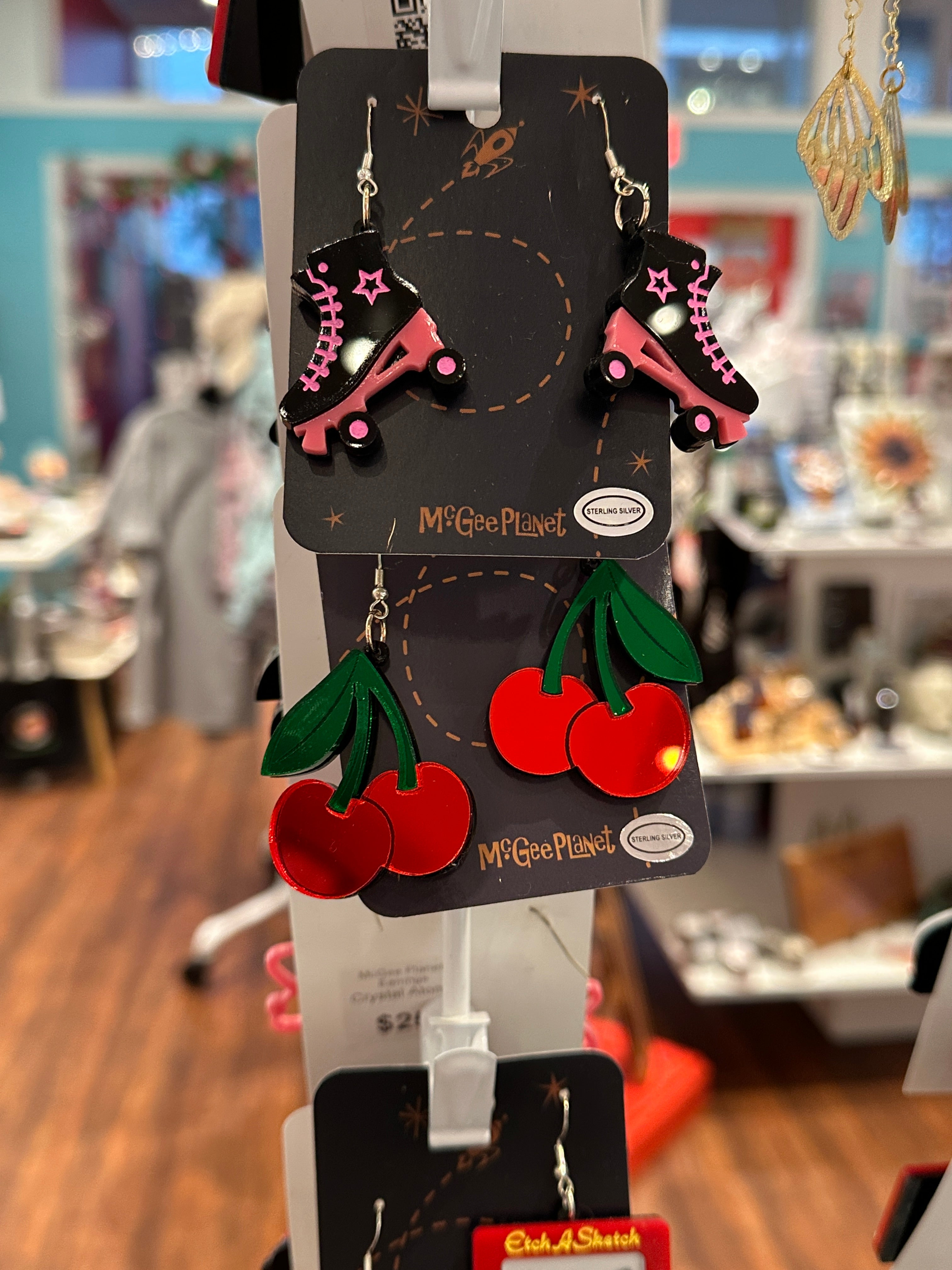 McGee Planet: Earrings