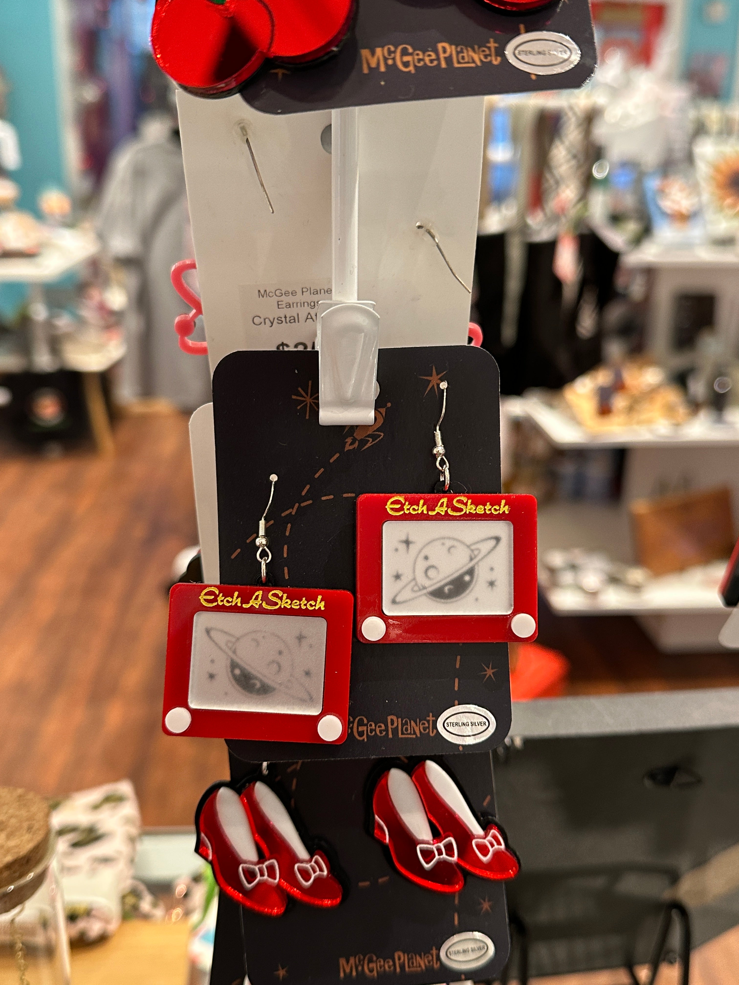 McGee Planet: Earrings