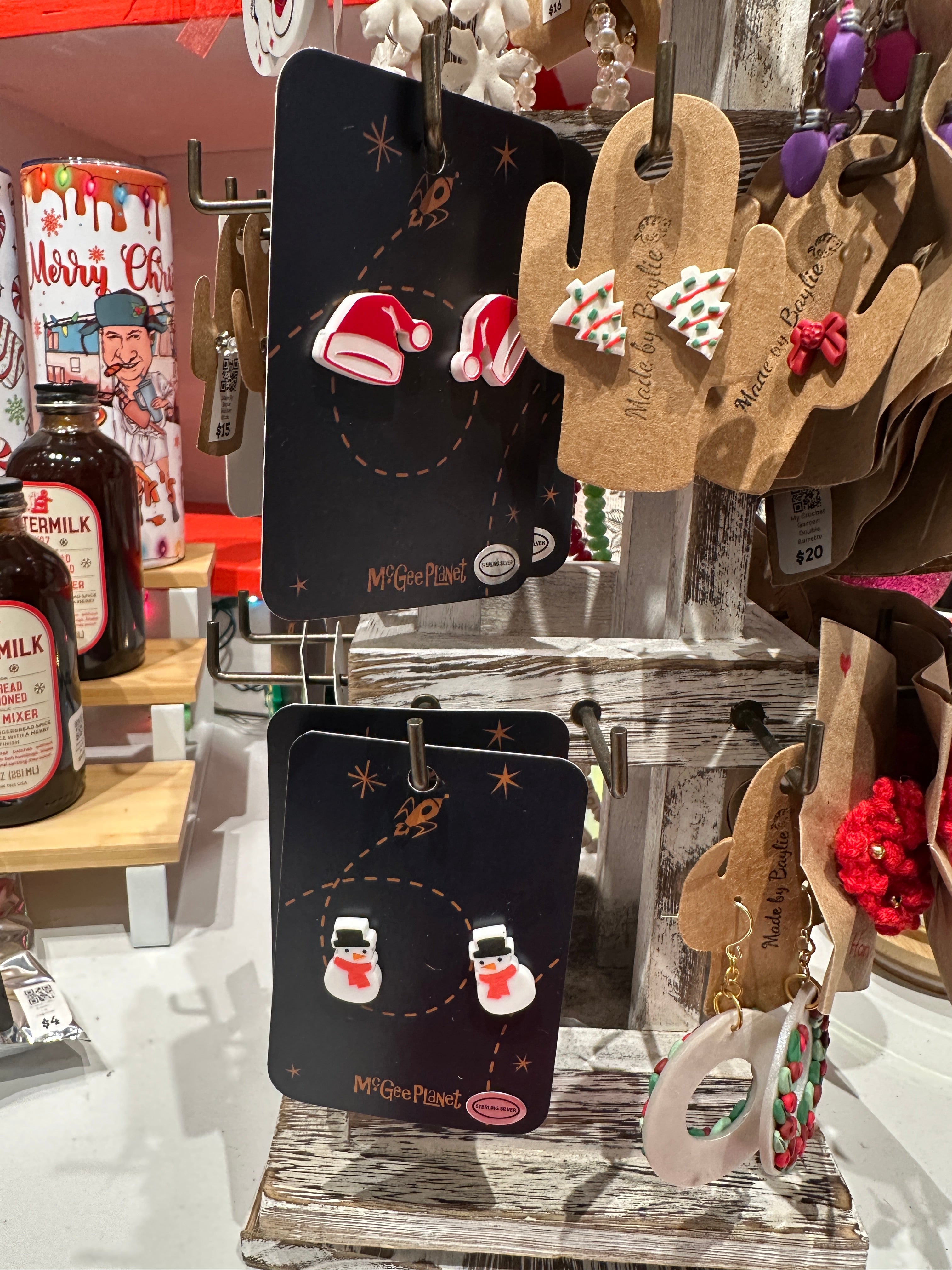 McGee Planet: Earrings